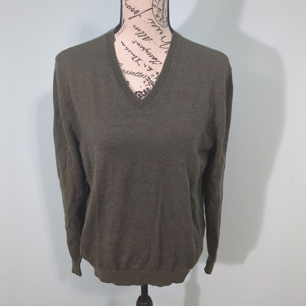 Brooks Brothers Green V Neck Sweater Men's Size medium Extra Fine Merino Wool
